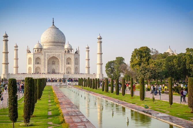 From Delhi Private Taj Mahal and Agra Day Trip by Gatimaan Train - What the private format really adds