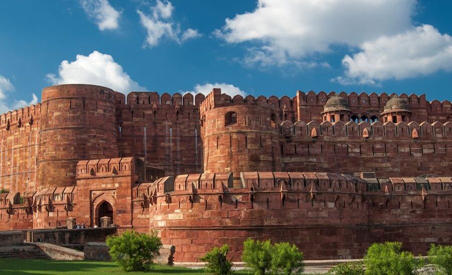 From Delhi: Taj Mahal & Agra City Tour By Gatiman Train - The Baby Taj offers a quieter change of scale