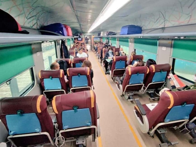 From Delhi: Taj Mahal and Agra Day Tour by Super-fast Train - Key points at a glance
