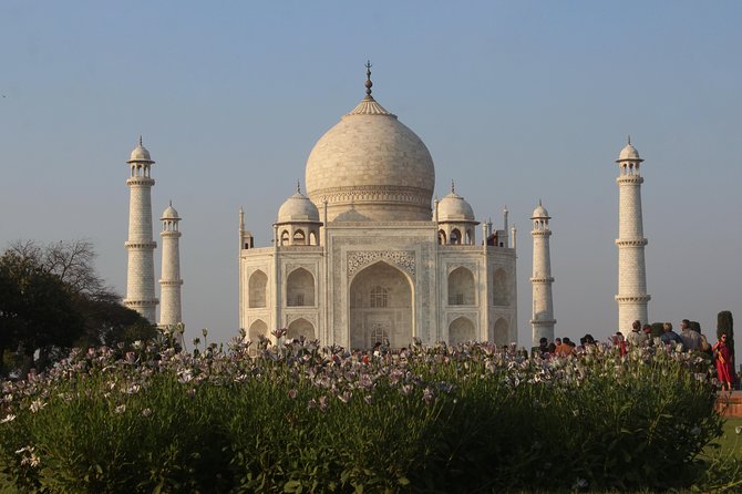 From Delhi Taj Mahal and Agra Fort Private Tour By India's fastest Train - Agra’s Bazaar and the Craft Stop