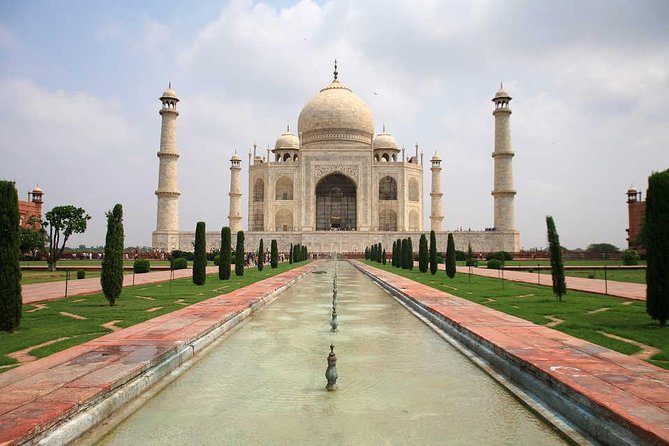 From Delhi : Taj Mahal Tour By Gatimaan Express Train All Inclusive Package - Why the Gatimaan Express makes this day possible
