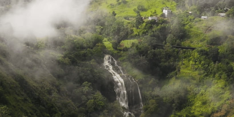 From Ella- All inclusive Day Trip of 8 Iconic Sights & Train - Ravana Falls and local legend