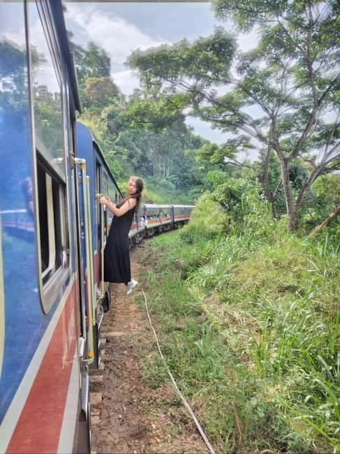 From Ella: Ella Unfogettable Day tour & Train Ride Tour - Little Adam’s Peak and the optional zipline