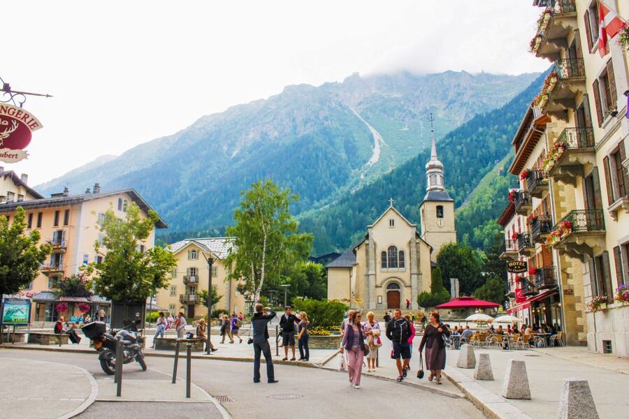 From Geneva: Day Trip to Chamonix with Cable Car and Train - Clothing, altitude, and comfort