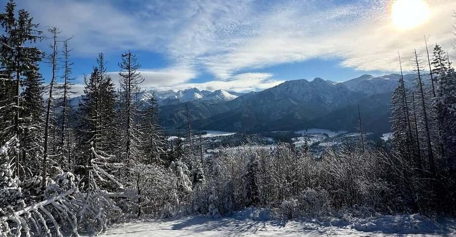From Krakow: Zakopane Day Trip with Funicular & Food Tasting - Leaving Krakow for the Tatra foothills