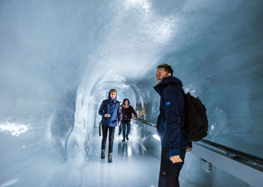 From Lausanne: Interlaken and Jungfrau Train Experience - Free time in Interlaken between two lakes