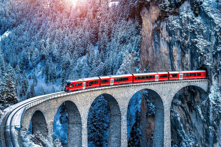 From Milan: Bernina Train Guided Tour to St. Moritz - Why the Bernina route is worth a full day