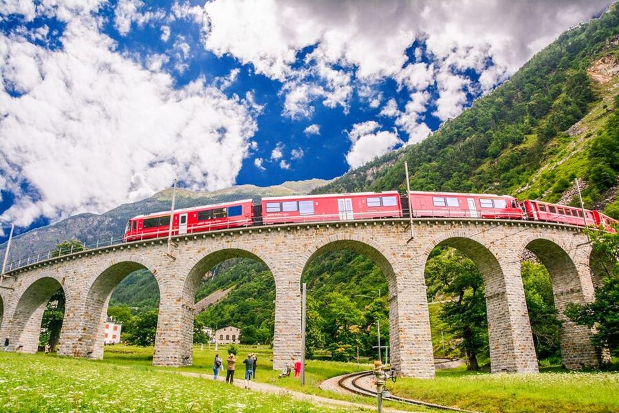 From Milan: Lake Como Cruise, St. Moritz & Bernina Red Train - Is $159 a fair price?