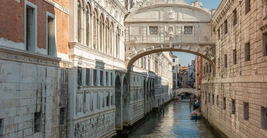From Rome: Day Trip to Venice by High-Speed Train - Cicchetti and a Venetian Spritz near Santa Lucia