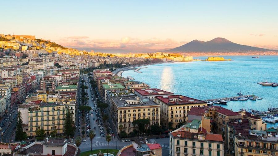 From Rome: Pompeii and Naples Day Trip by High-Speed Train - Espresso, sfogliatella, and a glimpse of everyday Naples