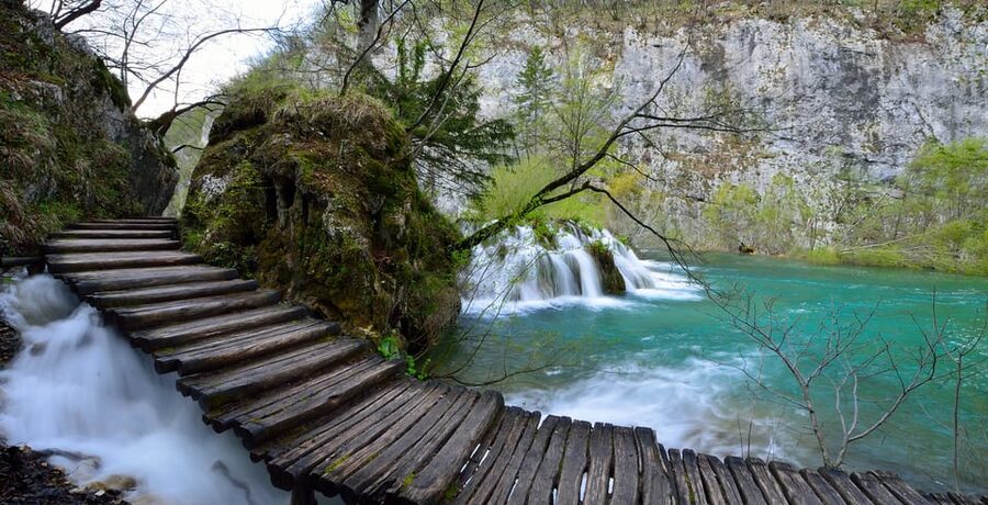 From Zadar: Plitvice Lakes Tour with Boat & Train Ride - Why this Plitvice day trip works from Zadar