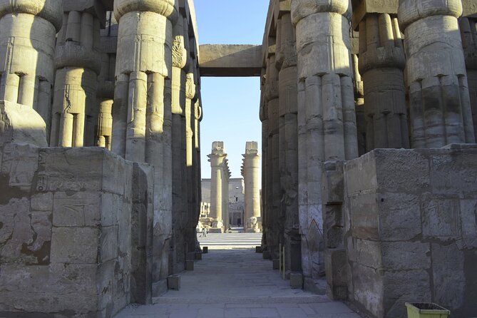 Full day Luxor tour from Cairo by a sleeper train - Lunch and the practical middle of the day