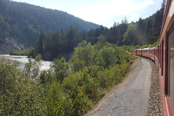 Glacier Express Panoramic Train Round Trip in one Day Private Tour from Bern - Lunch arrives at your seat