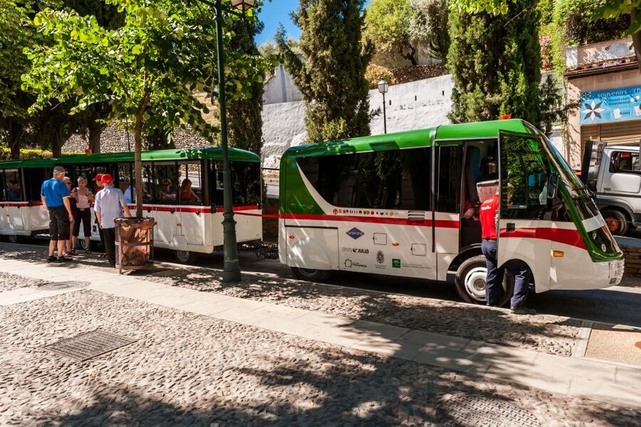 Granada City Train 1 or 2-Day Hop-On Hop-Off Ticket - Campo del Príncipe and Carmen de los Mártires