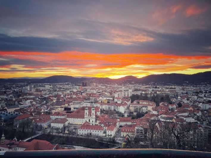 Graz: Funicular Ride & Schlossberg Picnic Experience - Reaching Schlossberg and Understanding the Funicular Ride