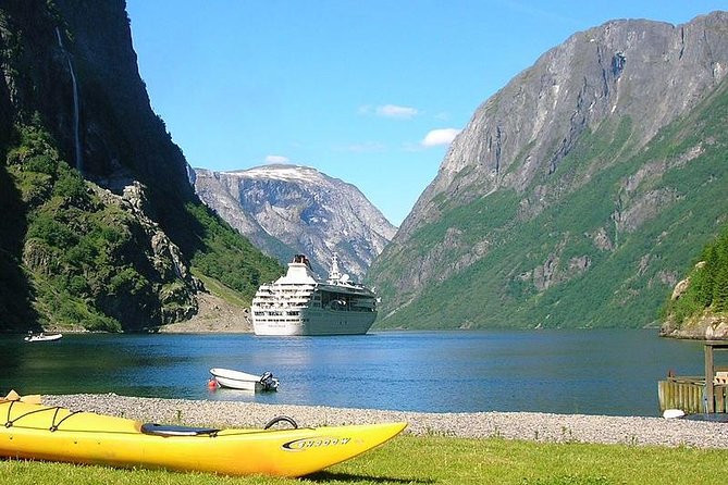Guided tour - Viking Village, Nærøyfjord Cruise and Flåm Railway - Why this Bergen day trip works