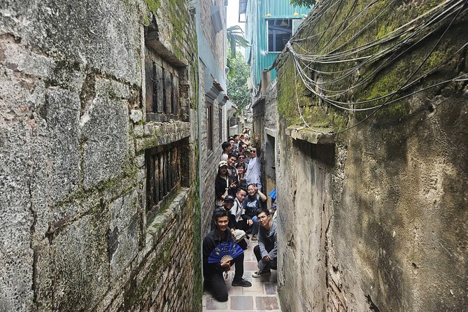 Hanoi Michelin Star Street Food Walking Tour & Train-Street - Starting at Hidden Gem Cafe on Hang Mam Street
