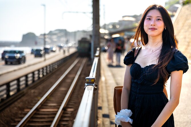 Kamakura Tour with Pro Photographer: Anime Train & Fuji Sunset - The photo package and its real value