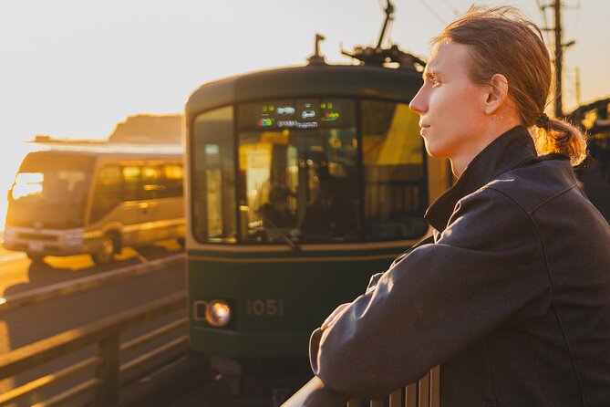 Kamakura Tour with Pro Photographer: Anime Train & Fuji Sunset - Who will enjoy this most