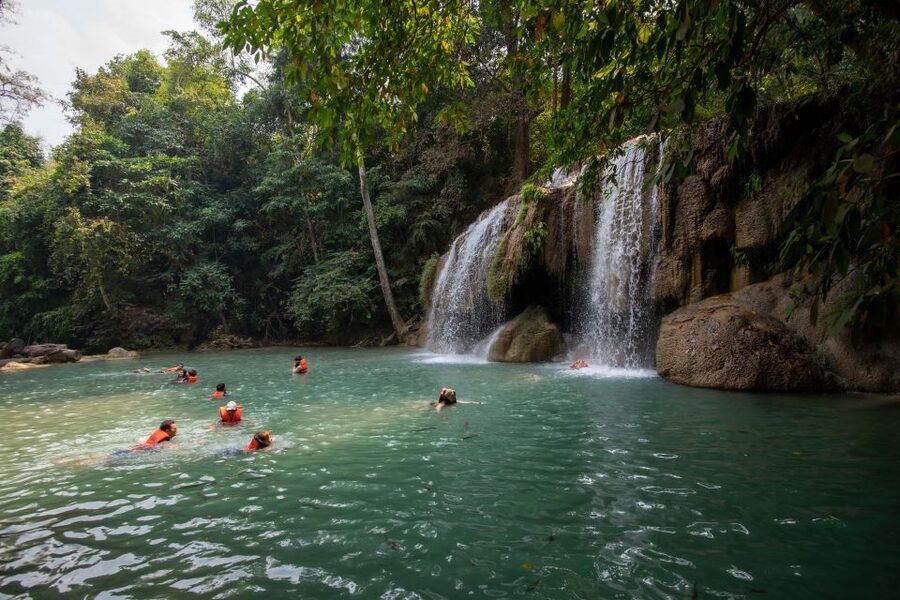 Kanchanaburi: Erawan Waterfall & Train Full-Day Tour - Key things to know before booking