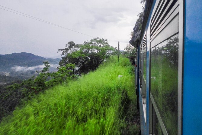 Kandy to Ella train ride on (Train No: 1005 "Podi Menike") - First class or second class?