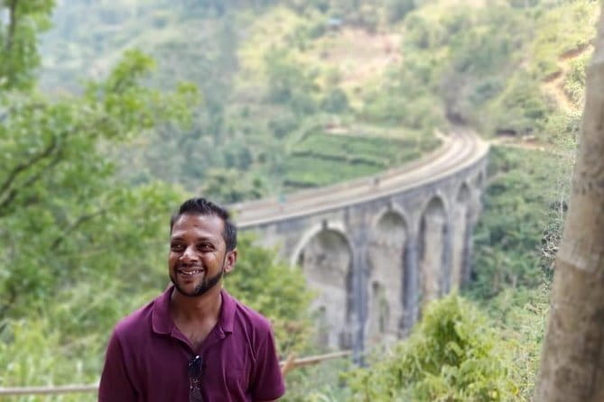 Kandy to Nanu Oya train ride on (Train No: 1005 "Podi Menike") - First class or second class?