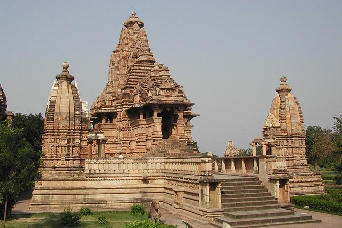 Khajuraho Tour from Delhi with a overnight train - Dulhadev Temple and its detailed carvings