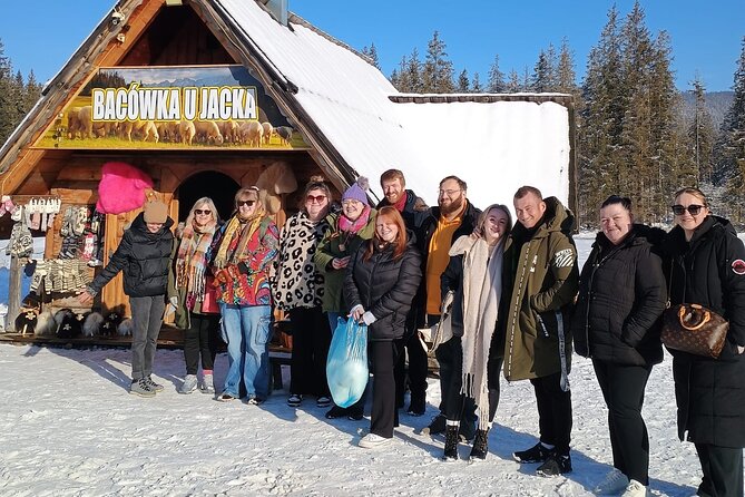 Krakow to Zakopane: Funicular, Tasting and Thermal Baths Day Trip - Chochołów’s wooden houses and Podhale character