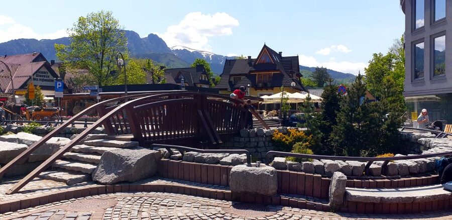 Krakow: Zakopane, Funicular, Cheese, and Highland Day Trip - Who will enjoy this day trip?