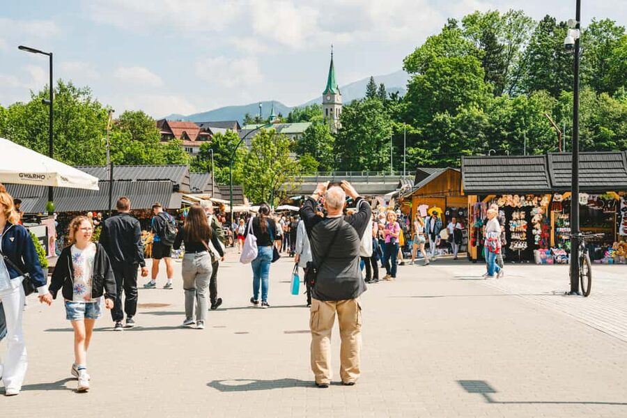 Krakow: Zakopane One Day Trip with Funicular & Thermal Pools - A taste of highlander life at the mountain hut