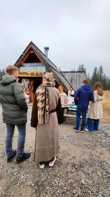 Krakow: Zakopane Tour with Funicular Ride and Cheese Tasting - Chochołów and the Character of Podhale