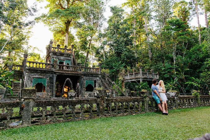 Kuranda Skyrail and Scenic Rail including Artillery Museum - Ninety minutes in Kuranda Village