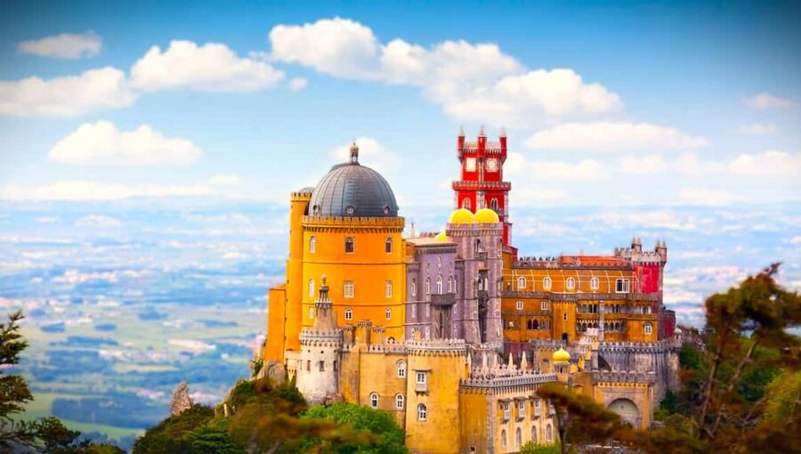 Lisbon: Sintra & Regaleira Guided Tour with Train Ride - Key points to know before booking