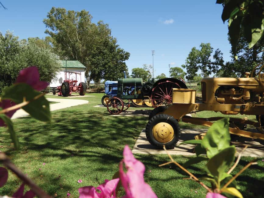 Longreach: Historic Ilfracombe Outback Rail Adventure - Practical advice before you book