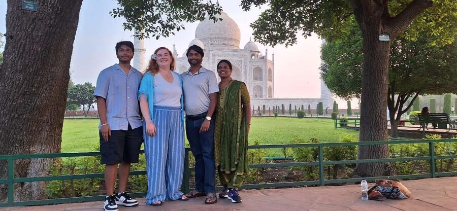 Luxury train tour from Delhi to Agra - Is $123 a fair price?