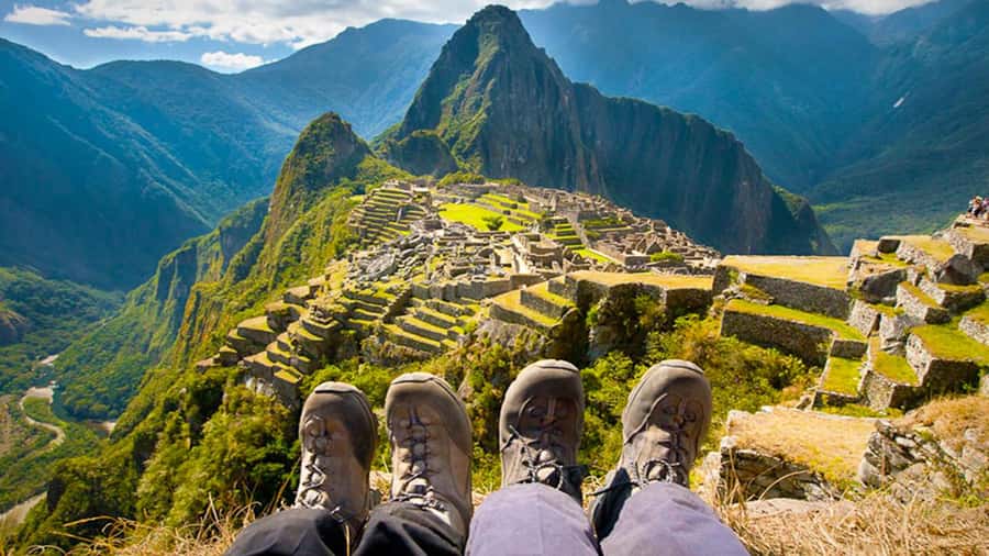 Machu Picchu: 1-day tour by Vistadome Panoramic train - The 4:00 a.m. pickup from Cusco