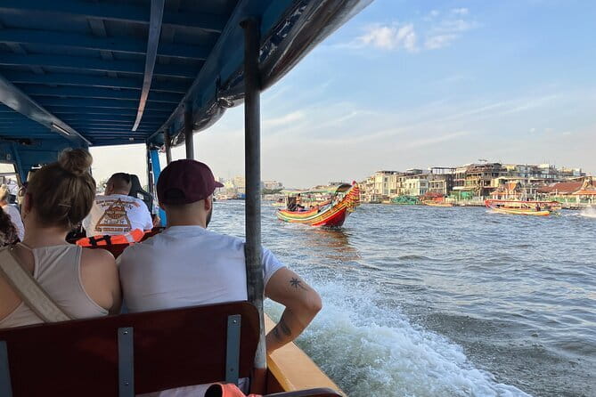 Maeklong Railway and Damnoen Saduak Floating Market Tour - Jodd Fairs Turns the Tour Into an Evening Plan
