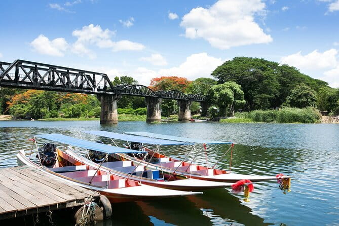 Maeklong Railway and Damnoen Saduak Floating Market Tour - Is $38 Good Value?