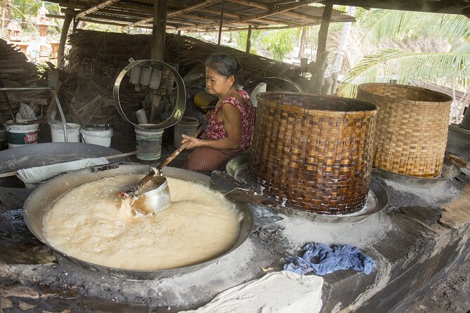 Maeklong Railway, Sugar Palm Factory & Floating Market - Private transport, but no tour guide