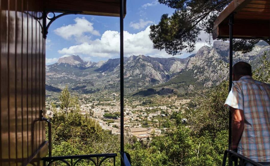 Mallorca: Exclusive Soller Train and Tram Half-Day Tour - Pickup from northern Mallorca and the ride to Palma