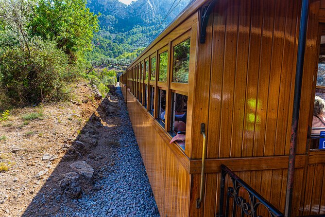 Mallorca in One Day Sightseeing Tour with Boat Ride and Vintage Train - What this Mallorca day trip is really like