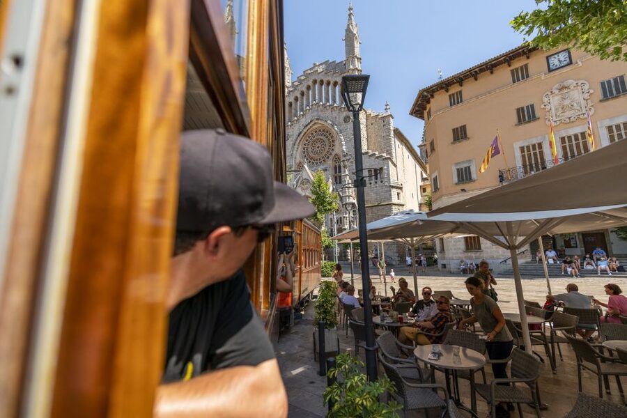 Mallorca: Island Tour with Boat, Tram & Train from the South - Port de Sóller, the tram, and the old railway