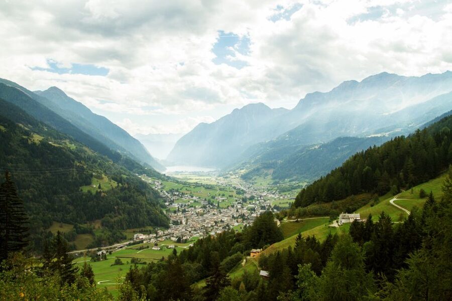 Milan to St. Moritz: Scenic Bernina Train Tour with Guide - Two hours in St. Moritz