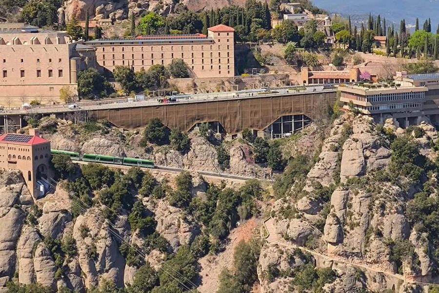 Montserrat Small Group Tour with Train and Cable Car - Returning by the Cremallera cogwheel train