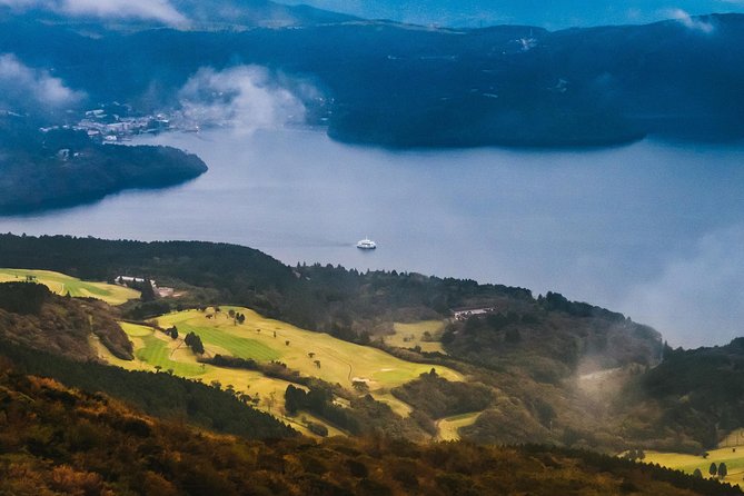 Mt Fuji & Hakone Cruise, Drum Show Bullet Train 1 Day from Tokyo - Lake Ashi and the Sorakaze boat