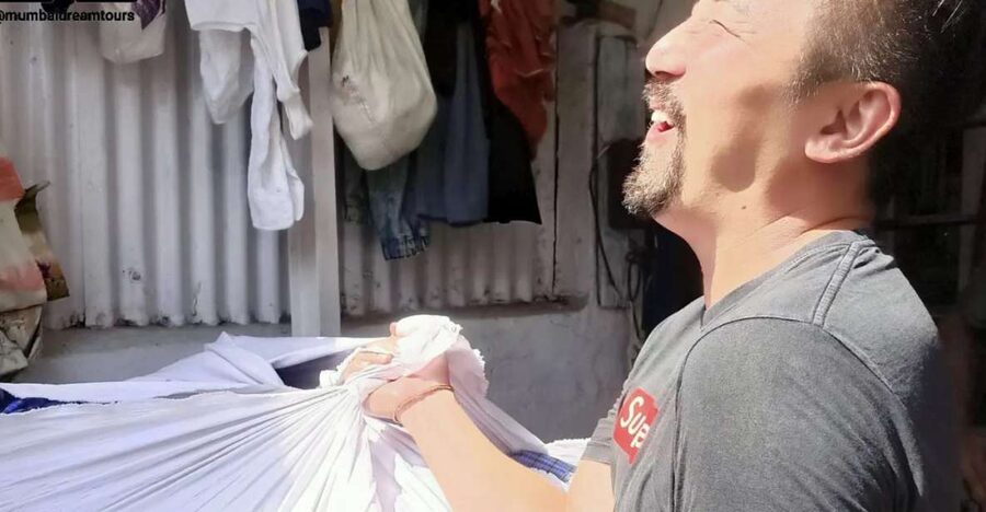 Mumbai: Dhobi Ghat Tour with Dharavi and Train Ride Options - Why Dhobi Ghat is worth your time