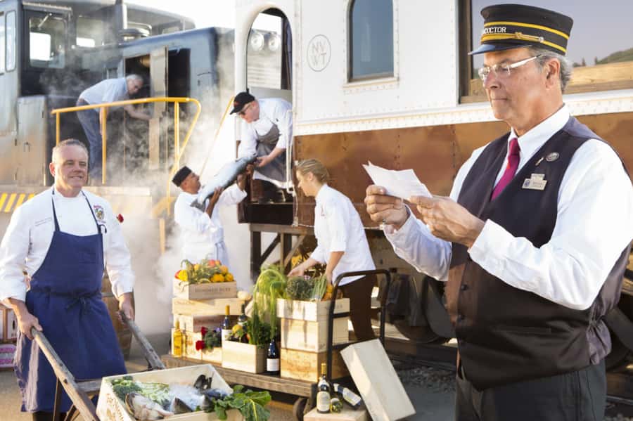 Napa Valley Wine Train: Vista Dome Lunch or Dinner - Key details before you book
