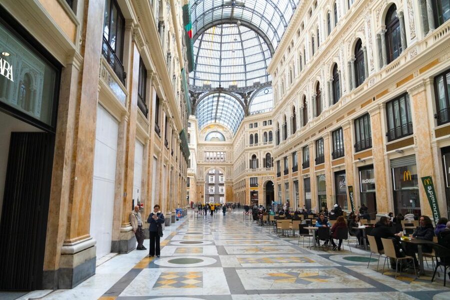 Naples from Rome - 1Day: High Speed Train & Hop On Hop Off - Languages, tickets, and the small details that matter