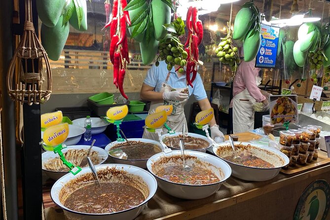 Night life in Bangkok - Jodd Fairs Train Night Market(Joint) - The Food Question: Local Enough for You?