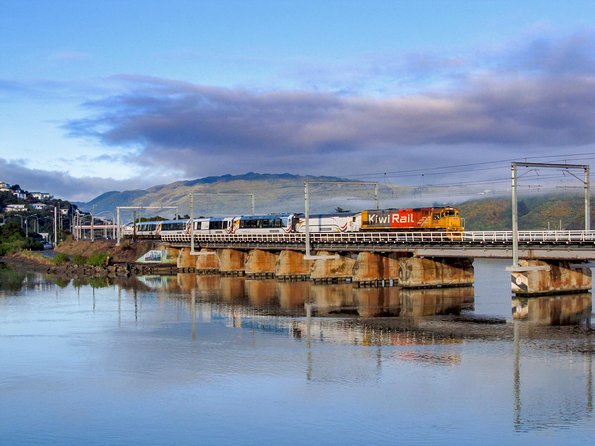 Northern Explorer Train Journey from Auckland to Wellington - From river country to the Kapiti Coast